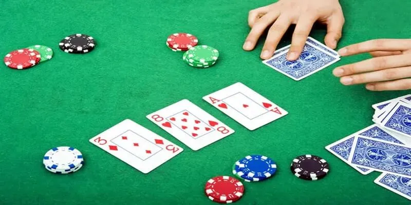 Tìm hiểu cách chơi Poker từ cao thủ 