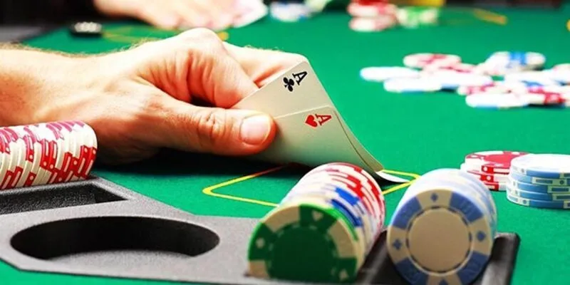 Tìm hiểu cách chơi Poker từ cao thủ là mong muốn của nhiều người